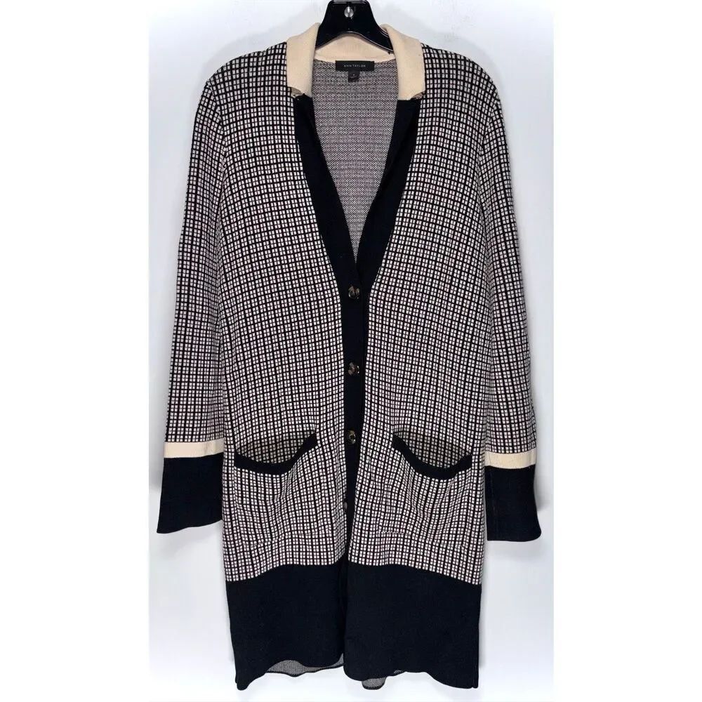 Ann Taylor coatigan features a black and tan colorblock grid pattern with patch